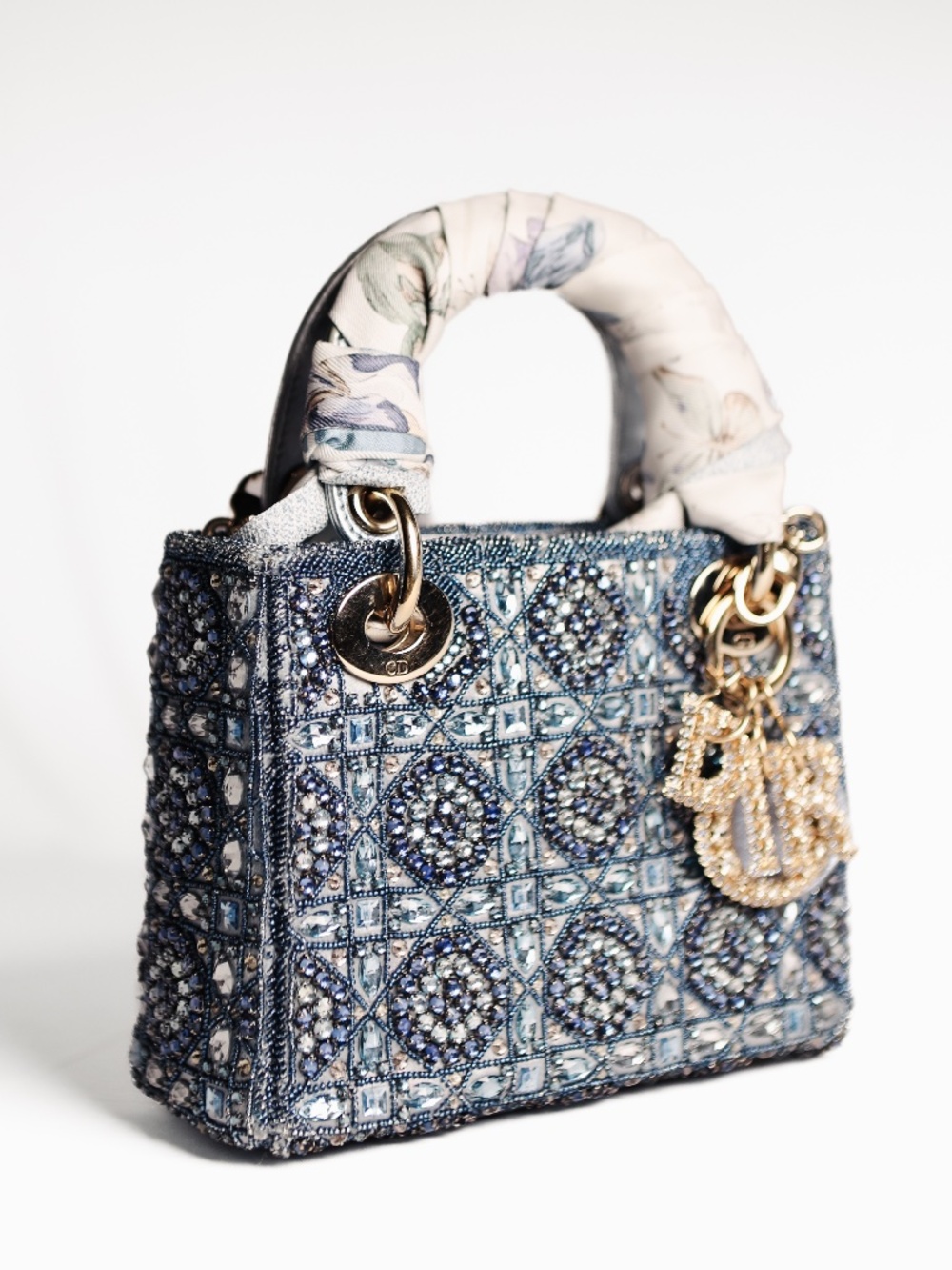 Dior Mini Lady Dior Celstial Embroidered Calfskin bag - Picture 2 of 5